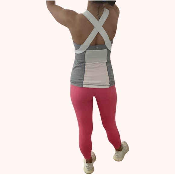 Lululemon workout tank - Picture 3 of 3